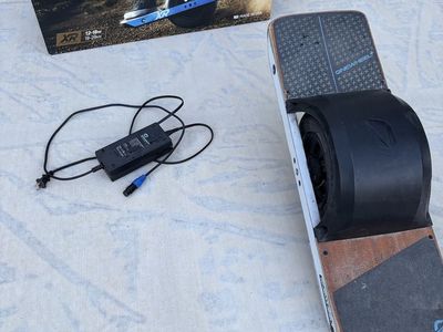 Onewheel XR Classic- Low Miles