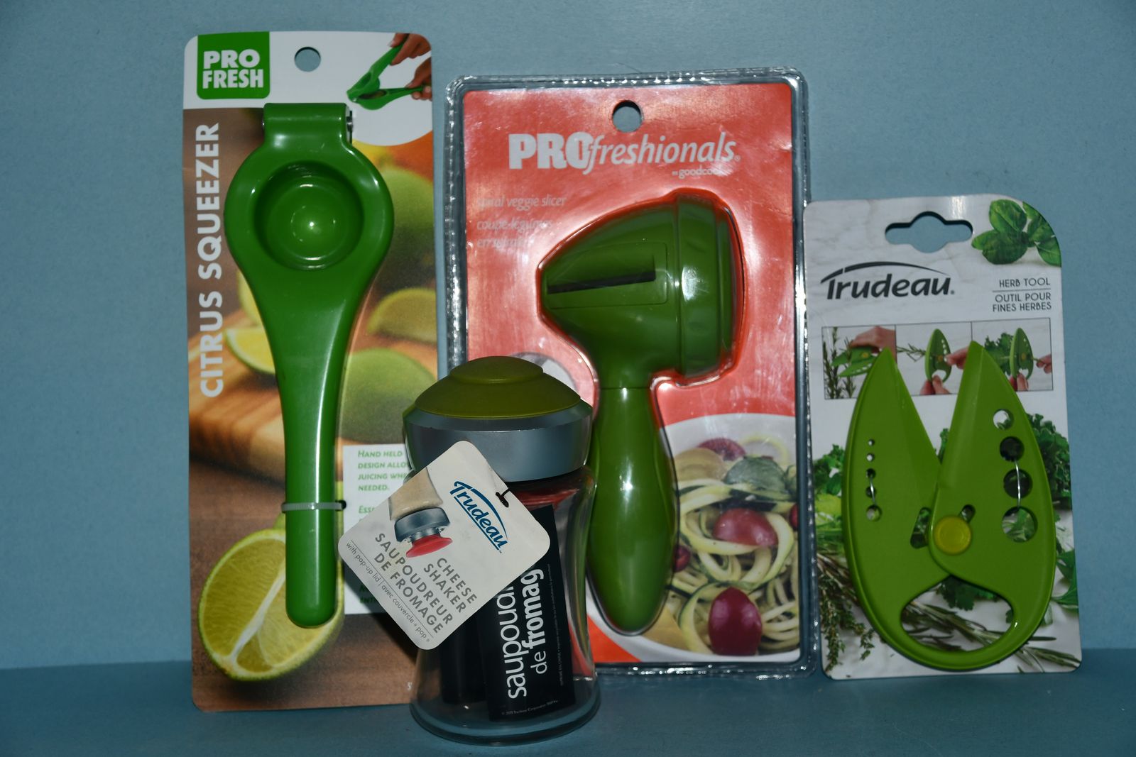 4 NEW HANDY KITCHEN TOOLS ~ CITRUS SQUEEZER, HERB TOOL, SPIRAL VEGGIE SLICER, CHEESE SHAKER