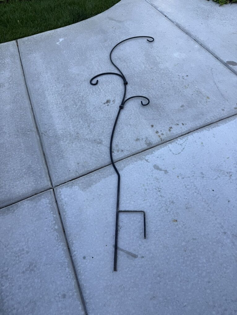 Tall Black Metal Tiered Shepard's Hook