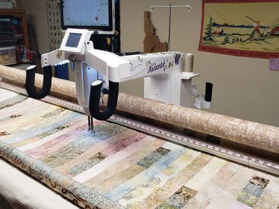 Handi Quilter Avante, Quilting Machine, 12 foot frame, Prostitcher Premium
