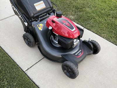 HONDA HRN216 ( NEWEST MODEL )