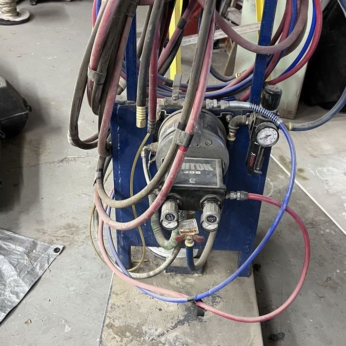 Graco Triton 308 Air-Operated Paint Sprayer System