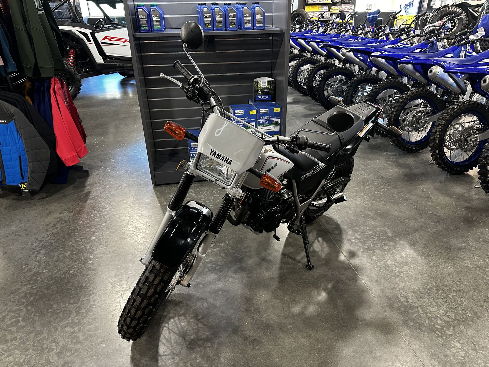 2026 Yamaha TW200 Gallant Gray - Y02262