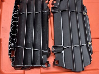 24 Gasgas Mc350 Rad Louvers