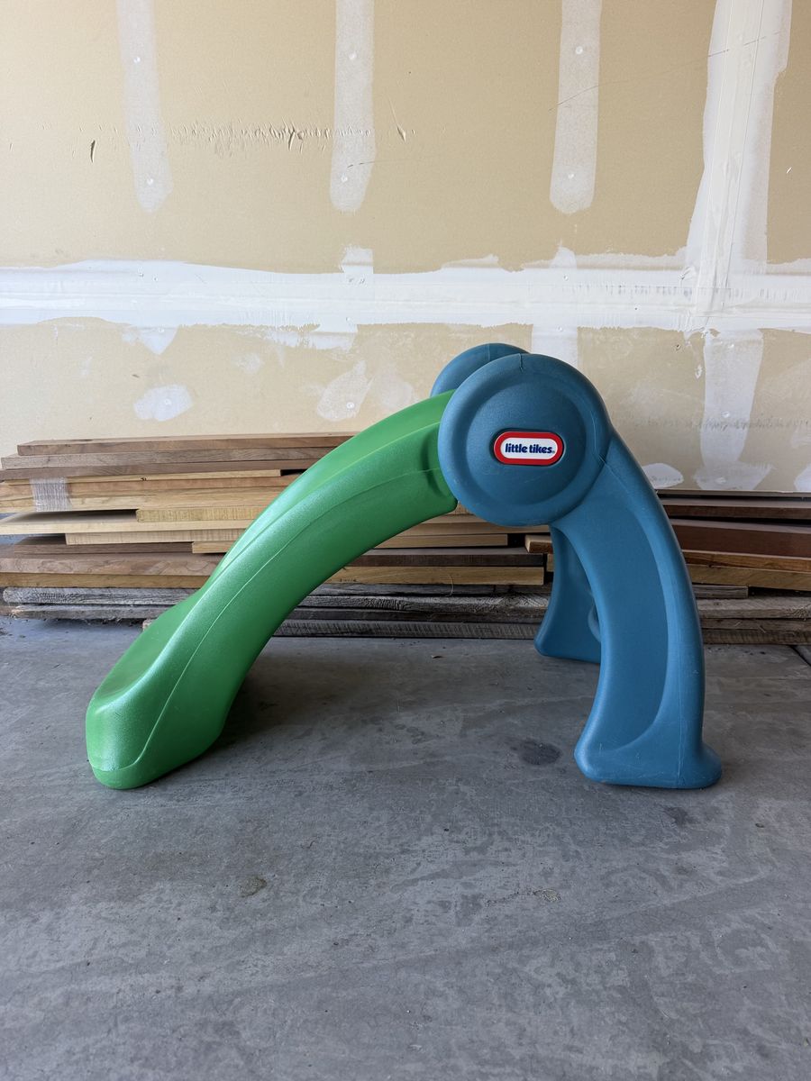 Little Tikes Folding Plastic Toddler Playground Slide Green Blue
