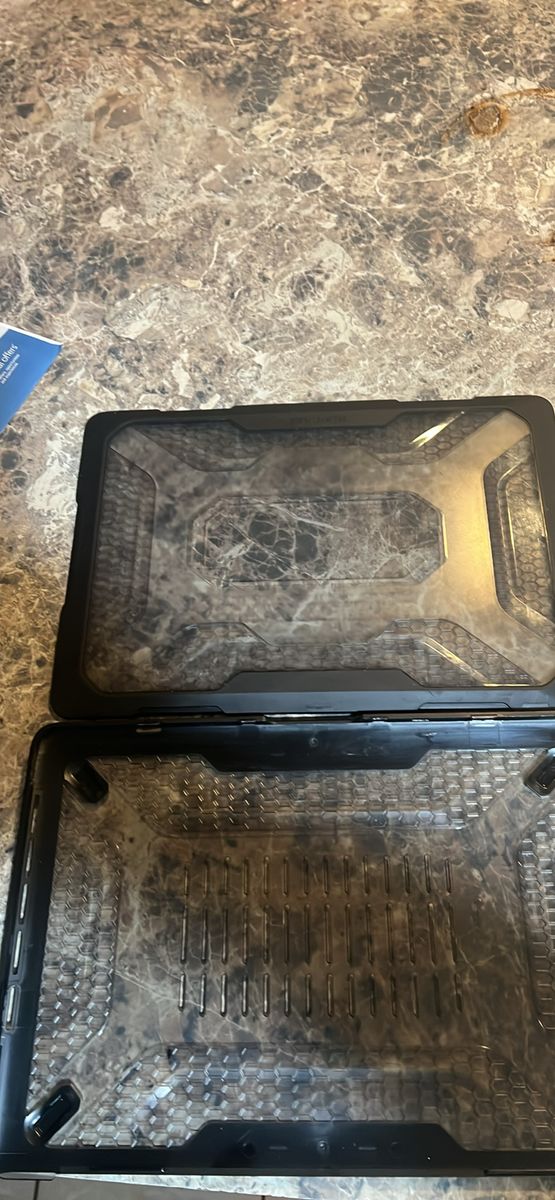 Apple MacBook Pro 13-inch (Space Gray) + Magic Mouse 2 Bundle