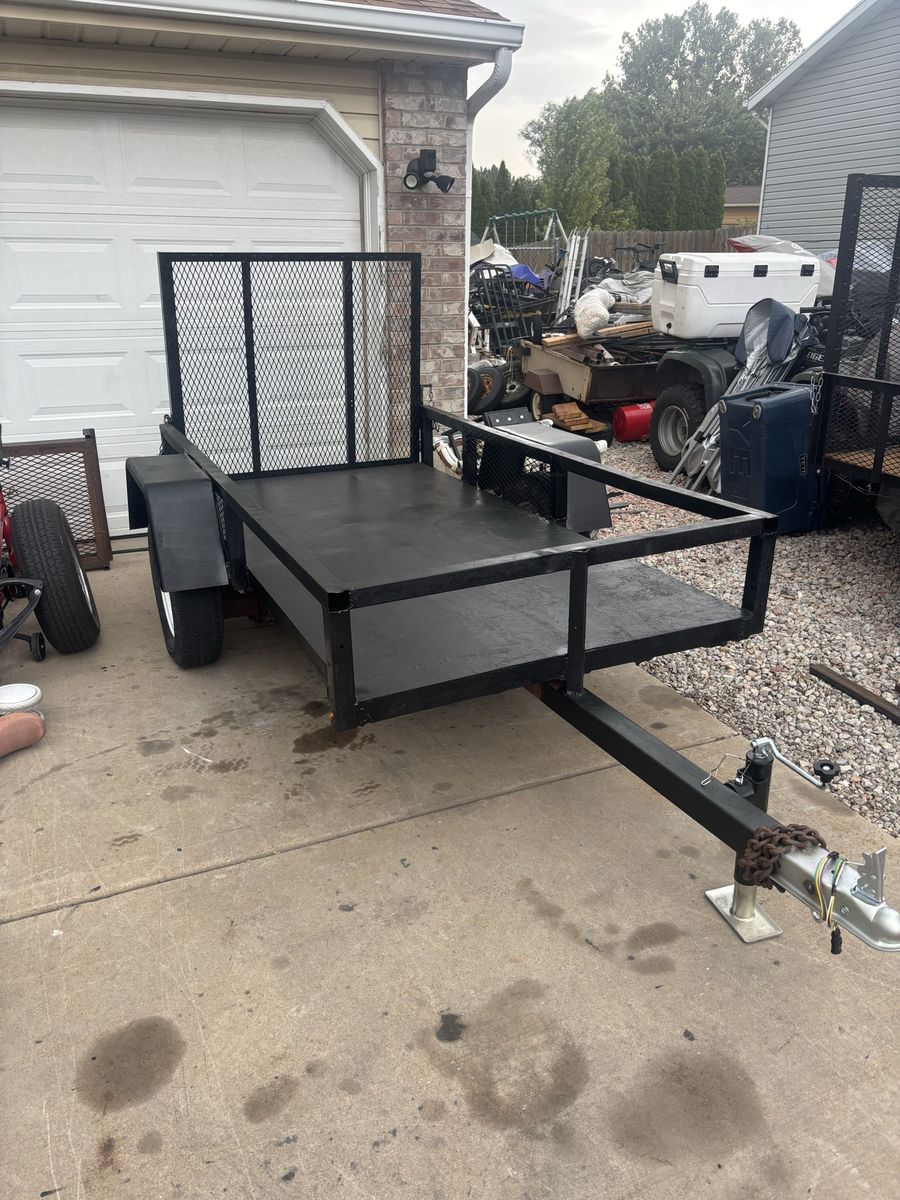 4x8 Utility Trailer with Folding Mesh Ramp Gate