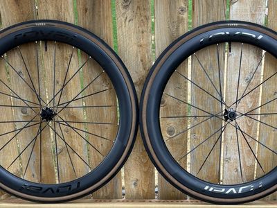 Mint! Roval Rapide CLX III Carbon Tubeless Disc Brake Wheelset