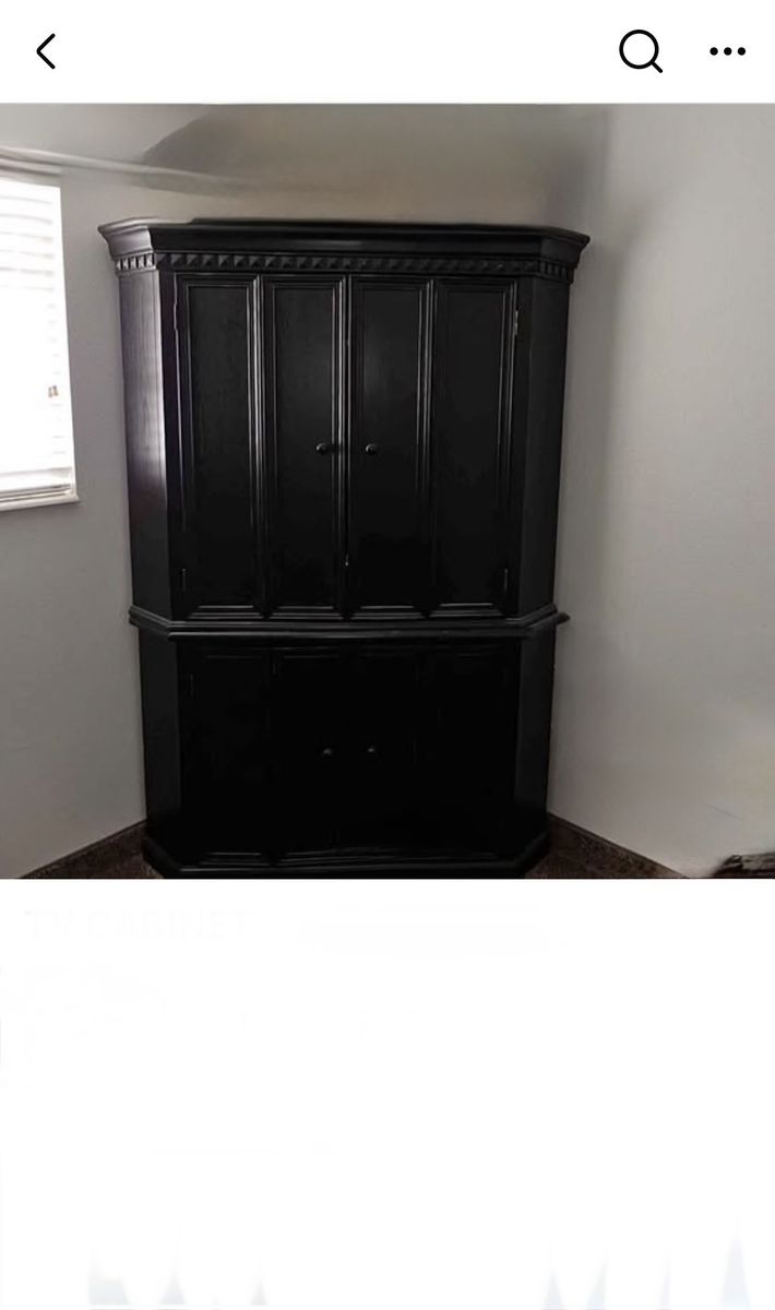 Beautiful Corner TV Hutch 