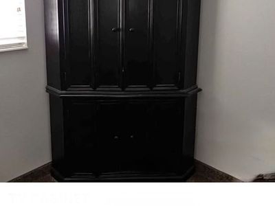 Beautiful Corner TV Hutch