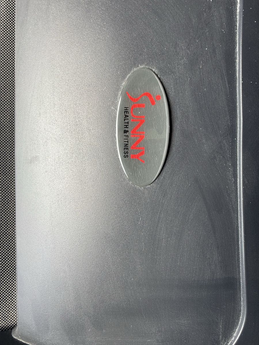 Sunny health and fitness treadmill