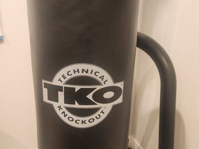 TKO heavy bag with stanf