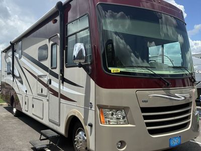 2015 Coachmen Mirada 35LS