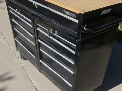 HUSKY TOOL CHEST