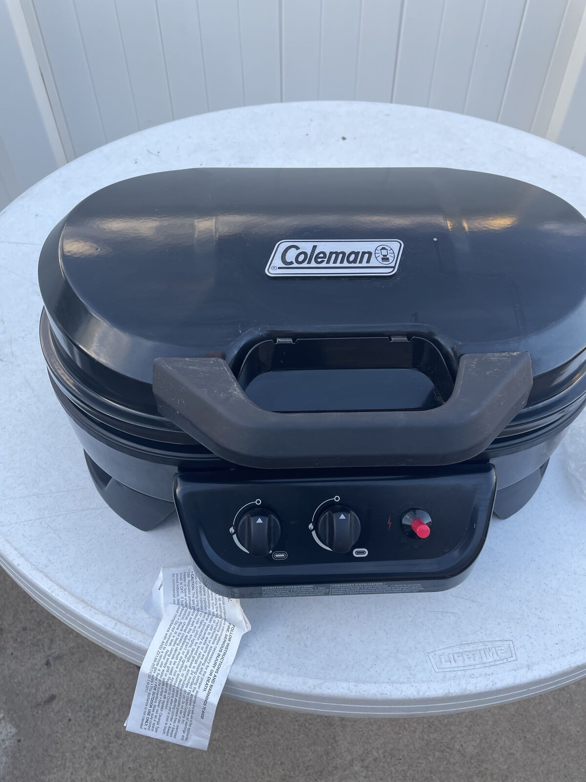 New Coleman Table Top Grill