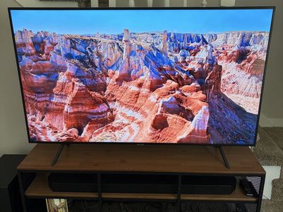 Samsung 4K UHD 65” TV