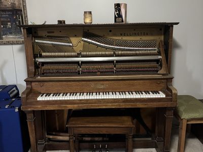 Free full size upright piano