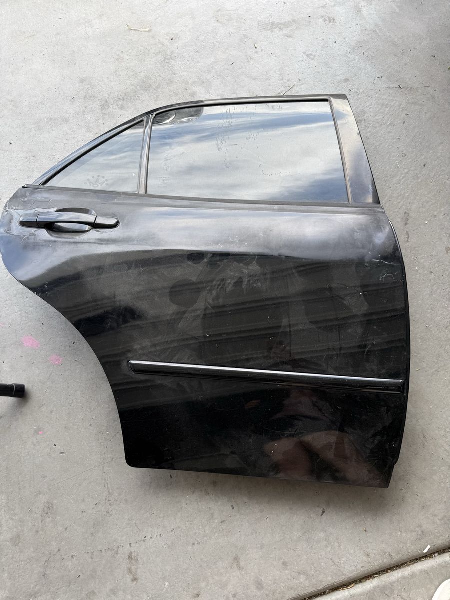 2001 Lexus is300 Rear passenger door