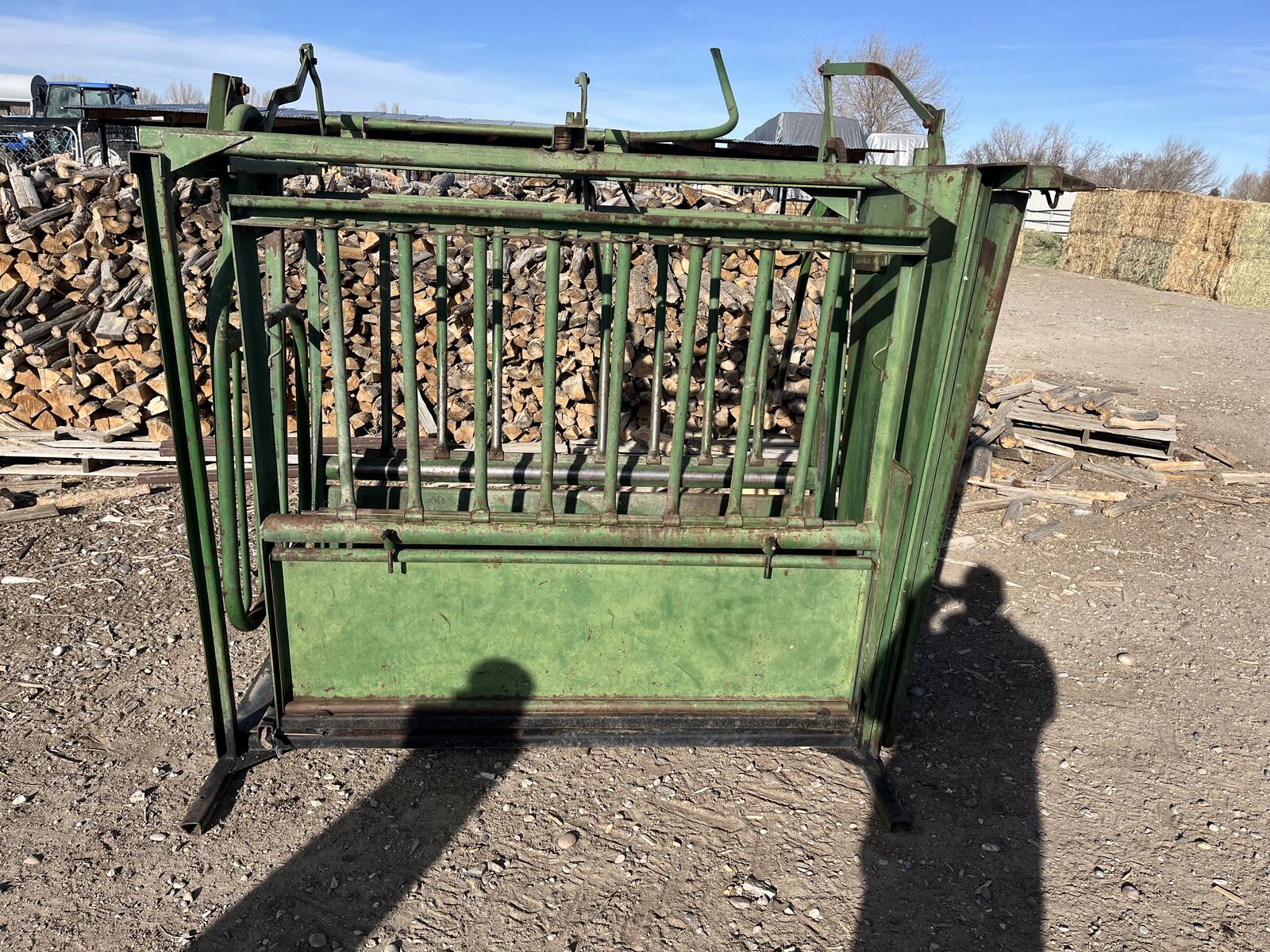 Powder River Squeeze Chute