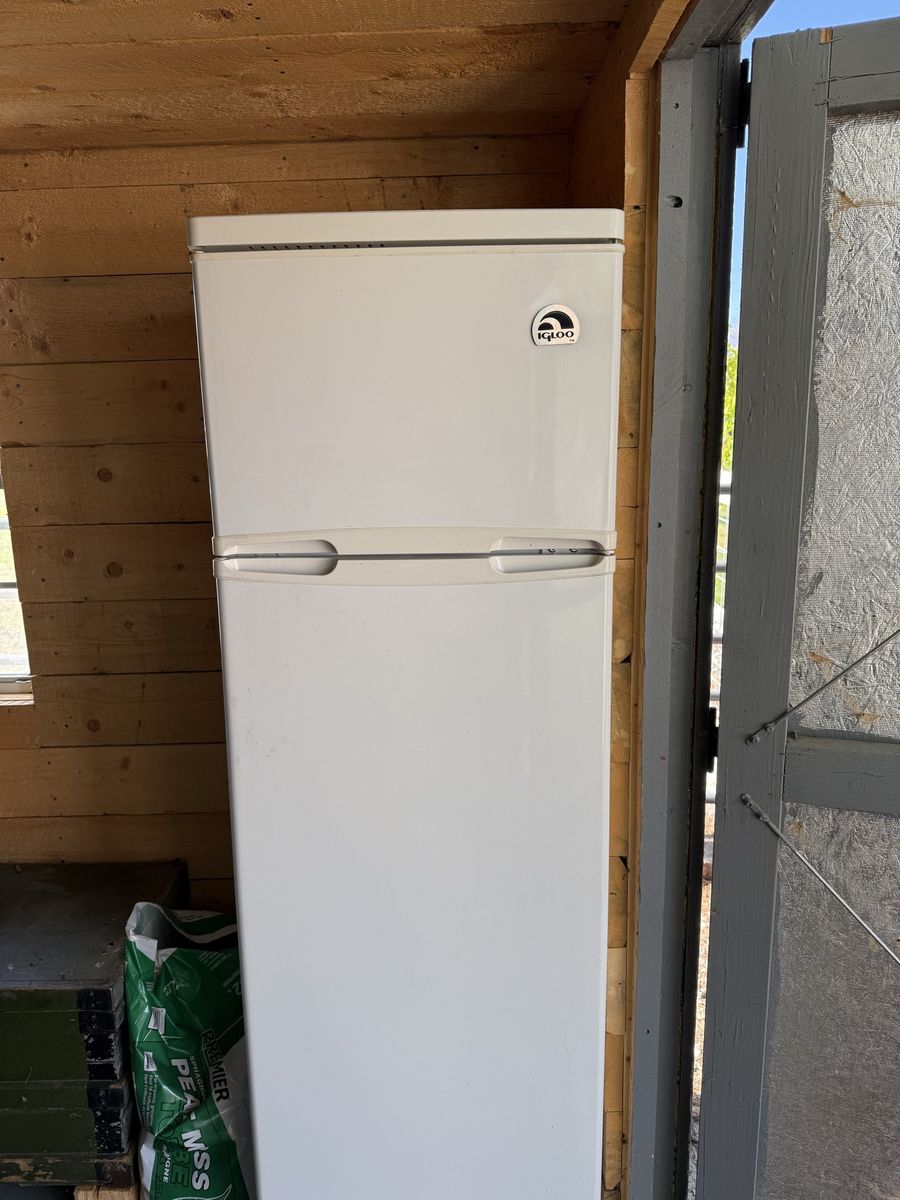 Igloo Refrigerator