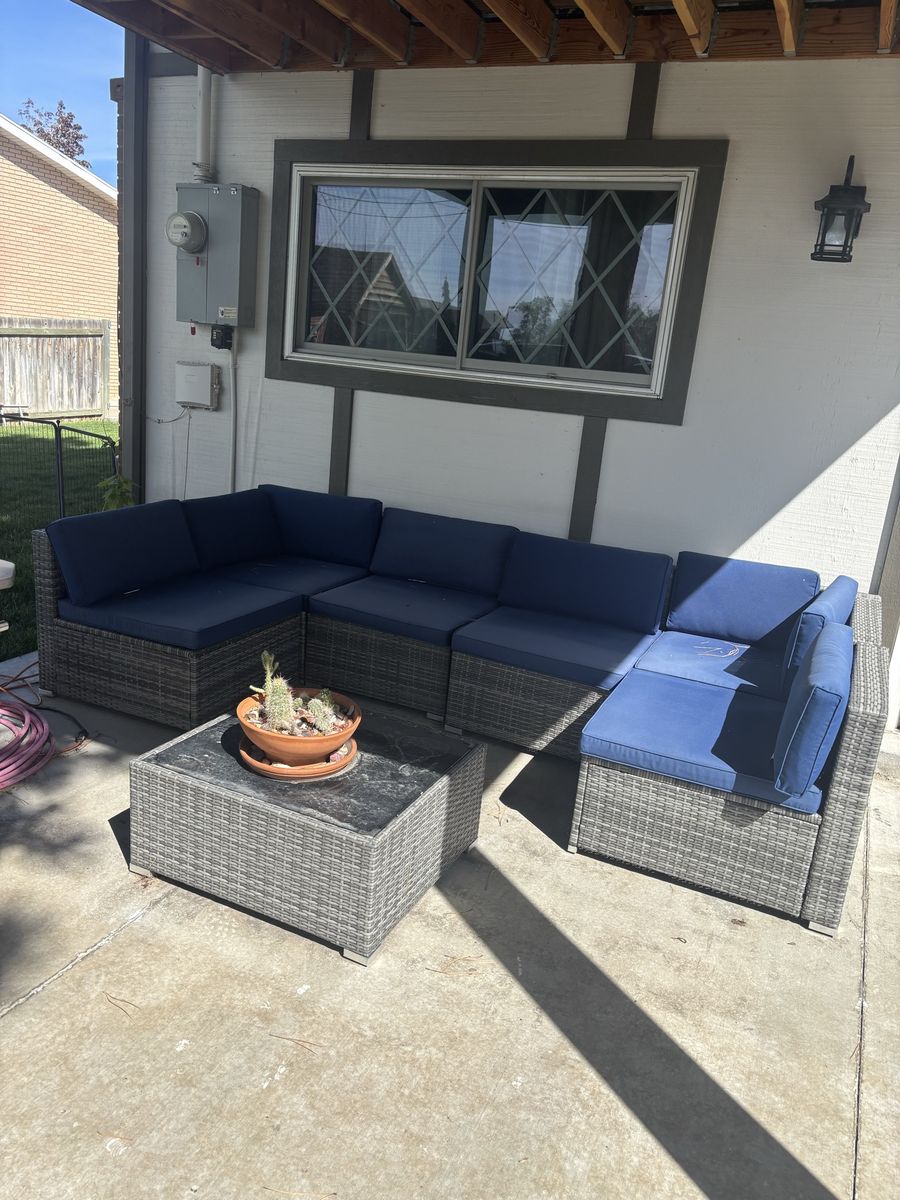 Patio seating sectional