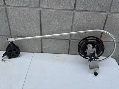 Big Jon Manual Downrigger For Fishing By Trolling