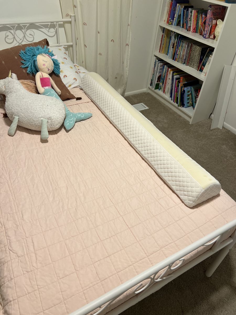 Foam bed bumper