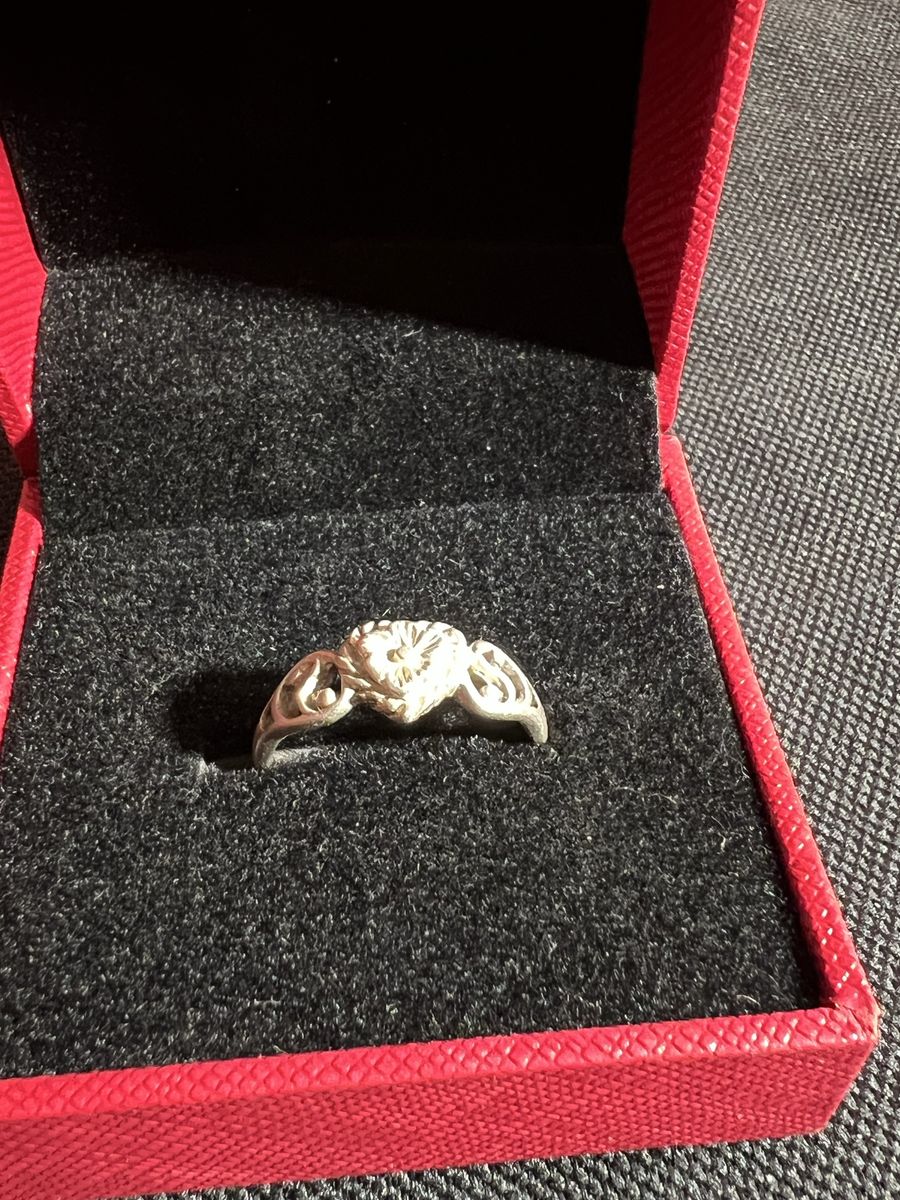 Unique Sterling Silver Heart Flower Filigree Design Ring, Size 8.5