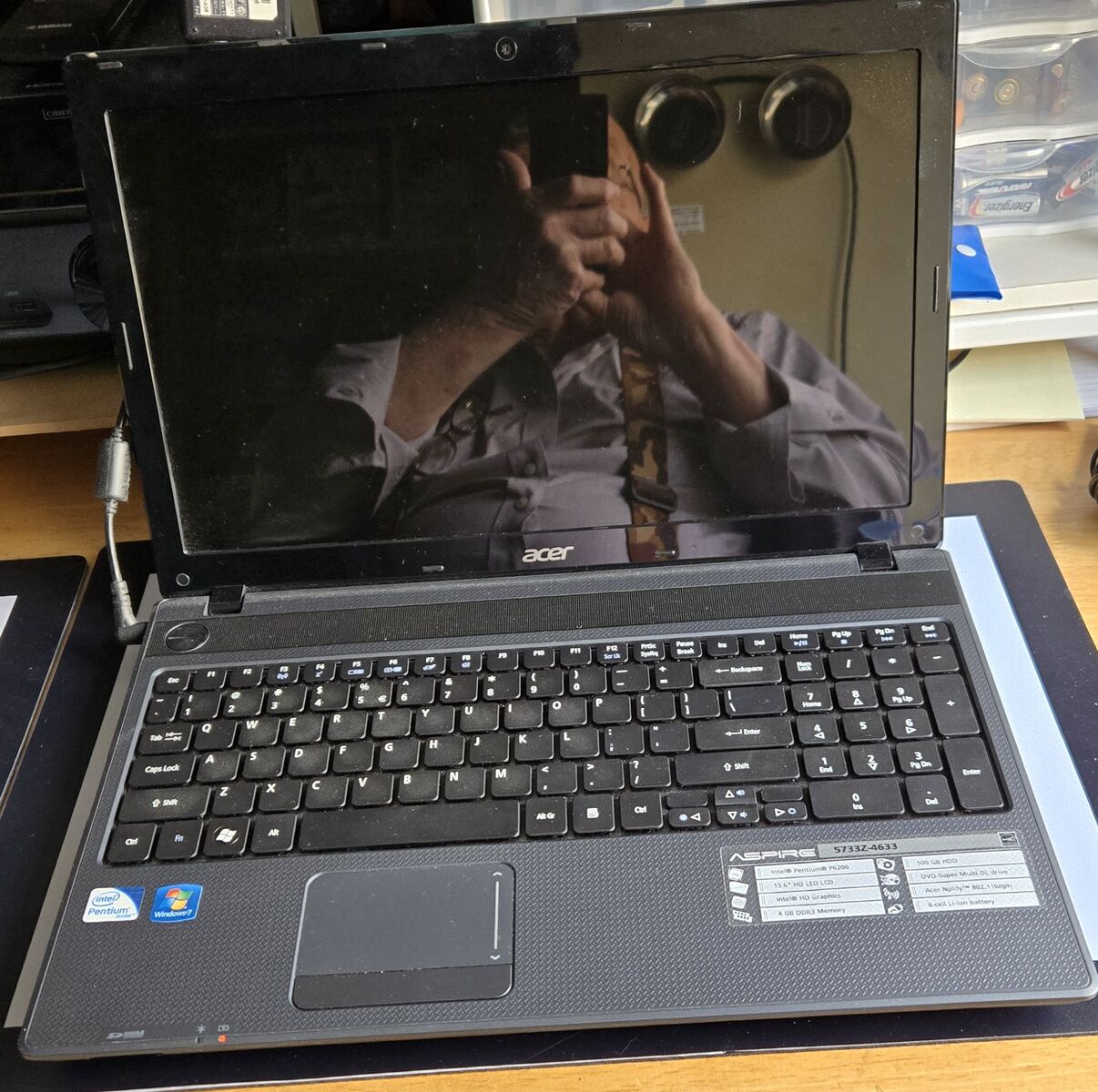 Acer Aspire 5733z-4633 15.6" HD Pentium P6200 2.13GHz 4GB 500GB HDD W7P Laptop