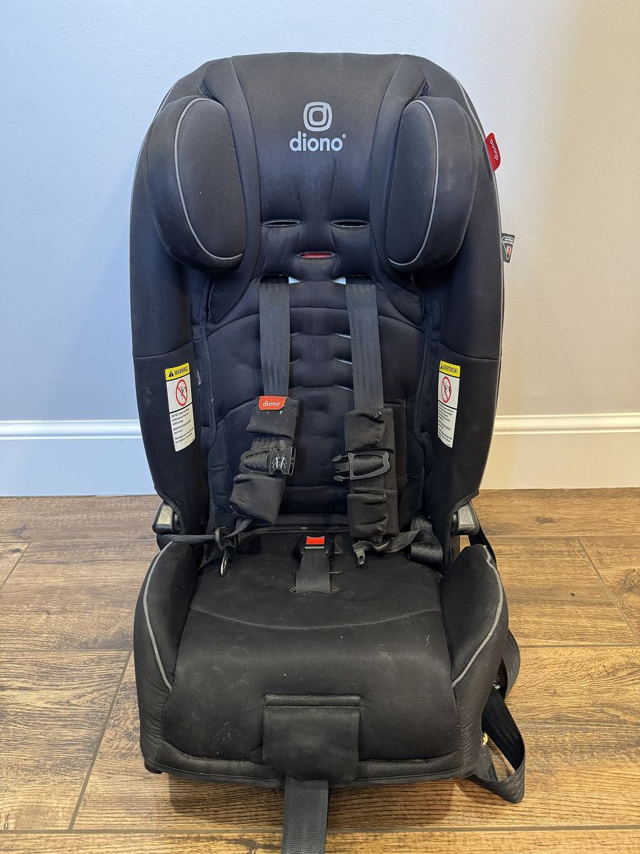 Diono Convertible Car Seat in Black with Seat Protector Mat