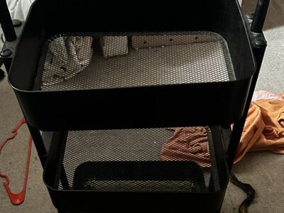 Rolling storage cart