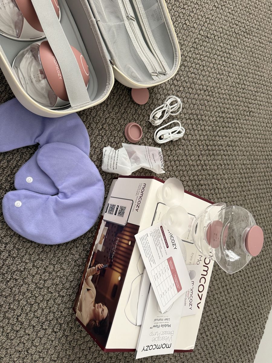 Momcozy Hands-Free Wearable Breast Pumps