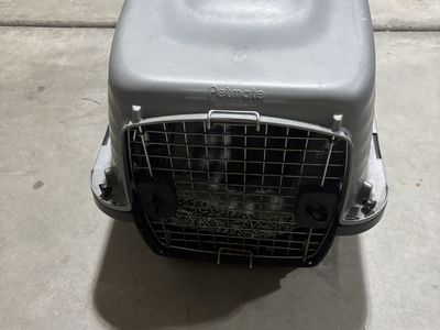 portable dog kennel (or cats)