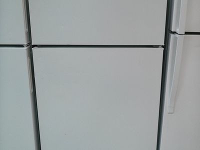 15 cf Refrigerator~90 Day Guarantee