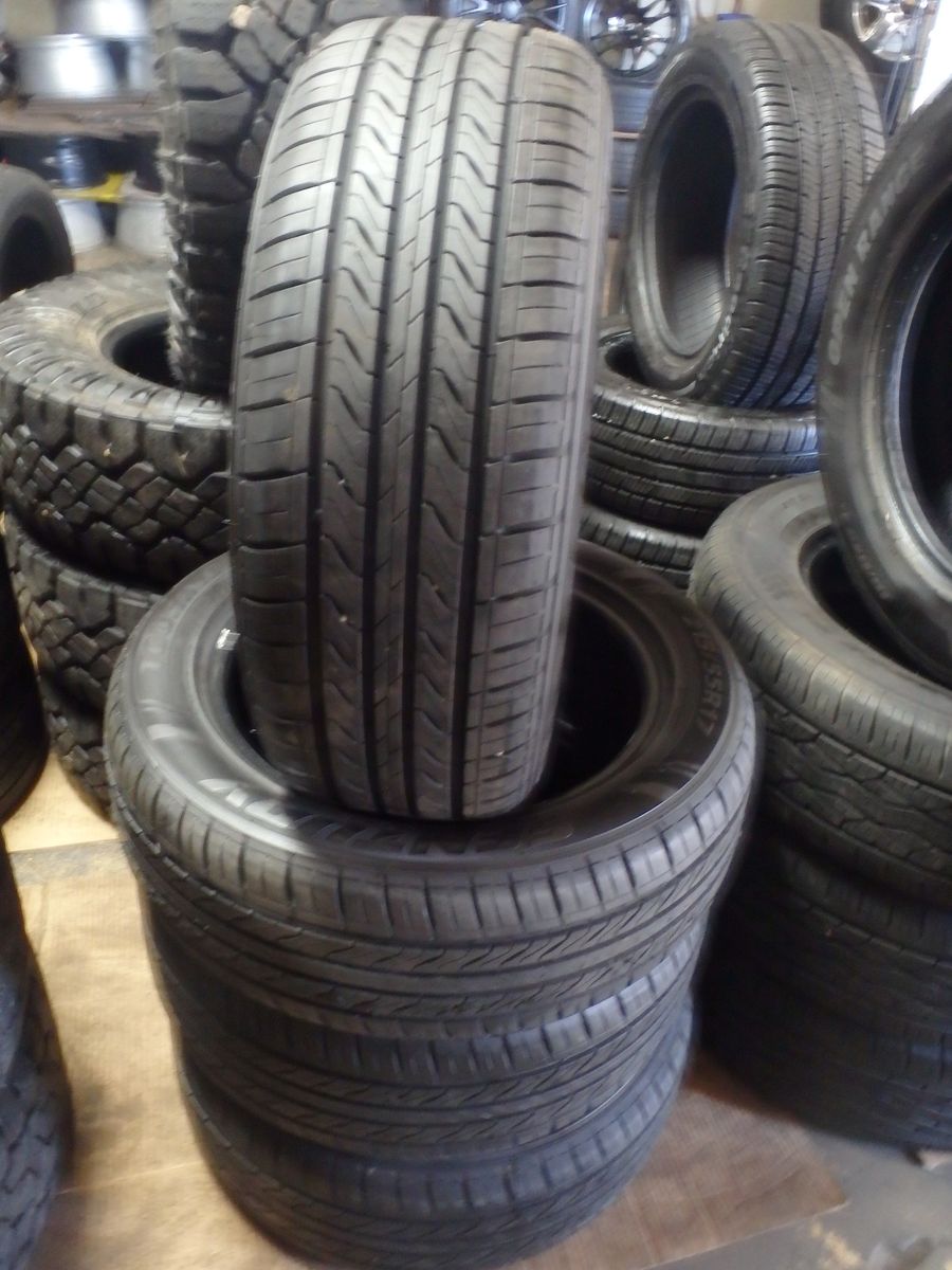 215/55R17 SENTURY TOURING SET OF USED TIRES