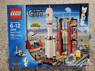 LEGO CITY SPACE CENTER 2011 ISSUE