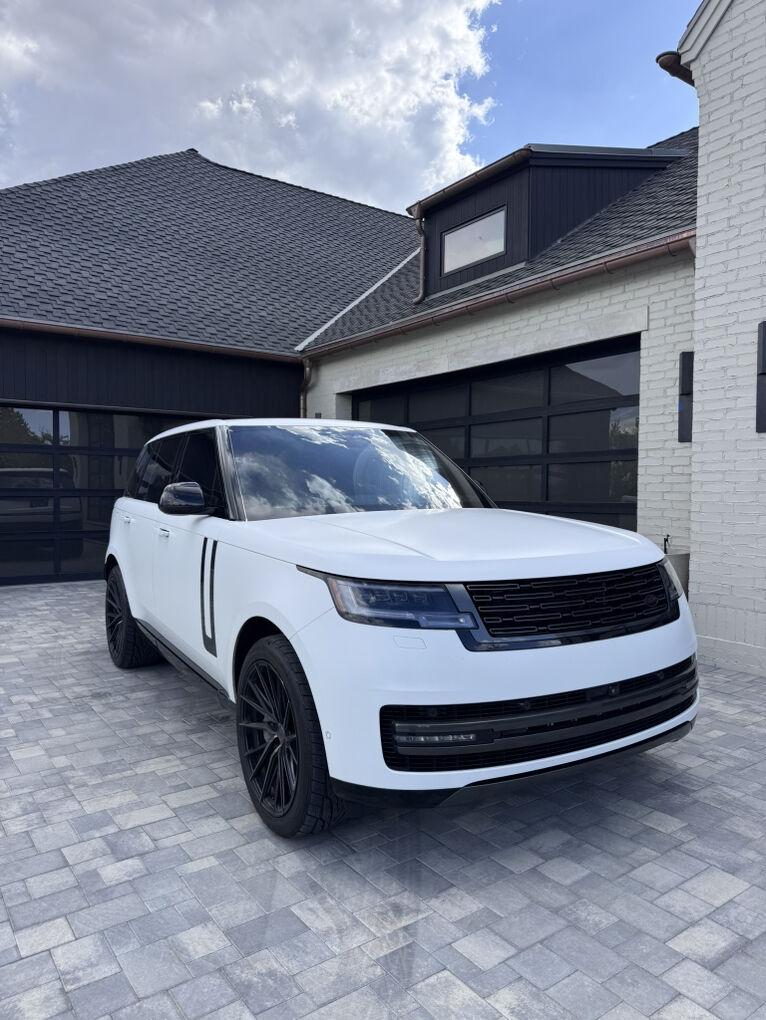 2024 Land Rover Range Rover P530 SE