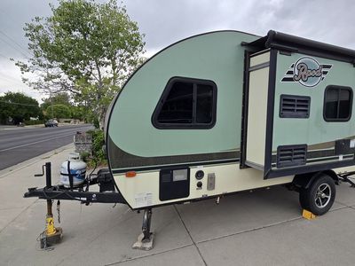 Priced to sell quickly: 2016 Forest River R-Pod RP-180 Travel Trailer