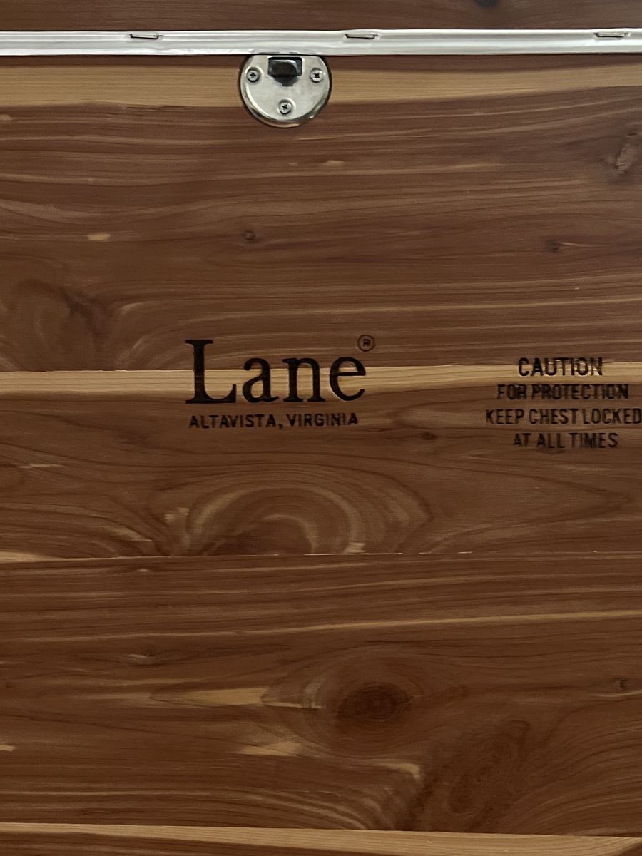 Main image 3