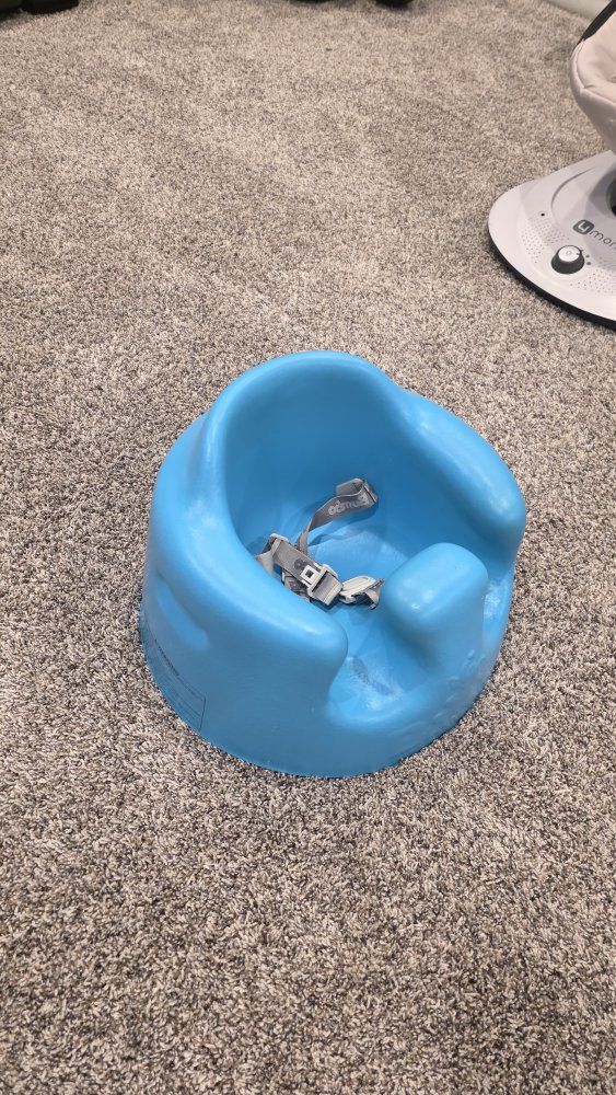 Bumbo Floor Baby Seat Blue with Safety Straps