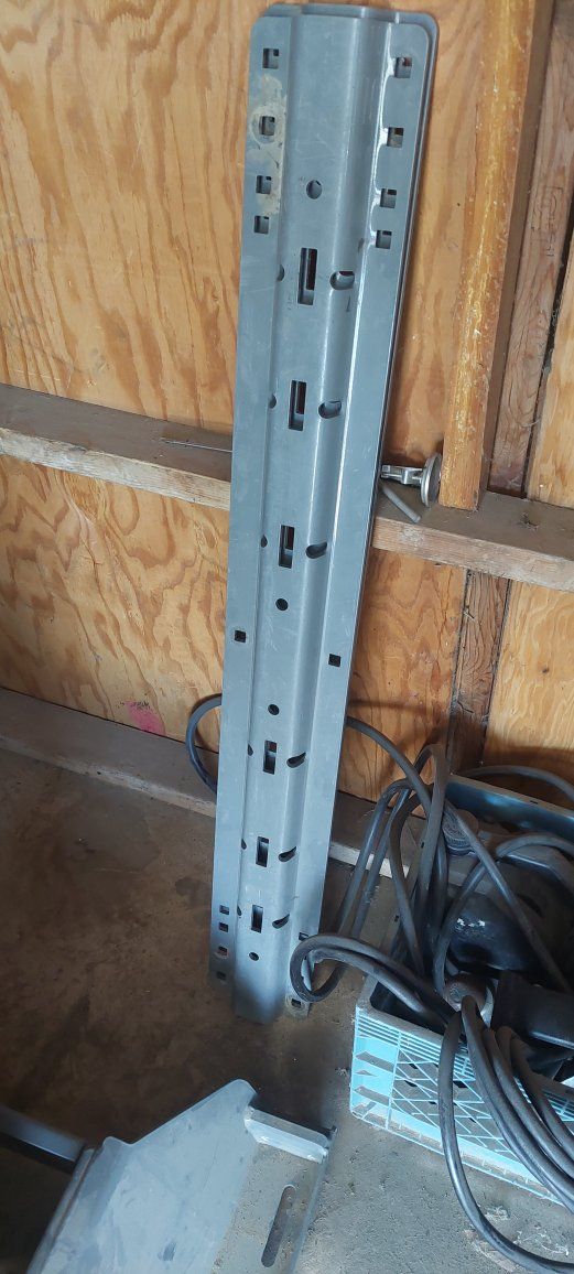 Main image 3