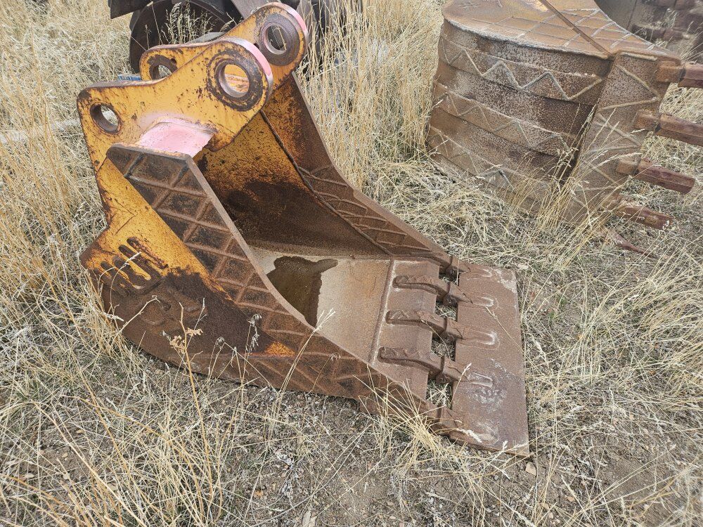 John Deere Backhoe buckets
