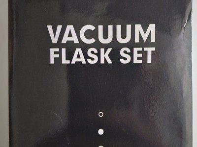 Hot&Cold Vacuum Flask Set with 2 Mugs - Black
