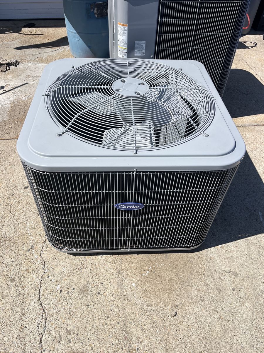 Carrier AC Condensors 4-ton & 3-ton Units