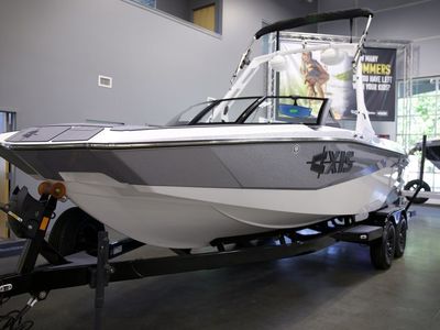 2025 Axis Wake Research A225