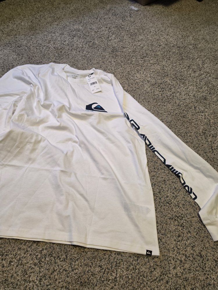 Quiksilver Men's White Long Sleeve T-Shirt Size XL with Sleeve Graphic AQYZT10398