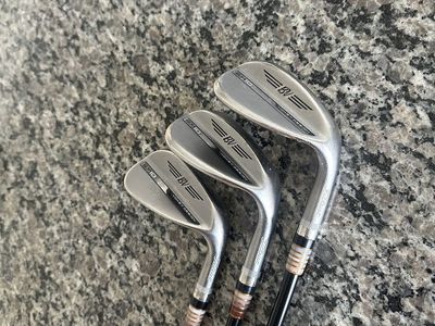 Titleist Vokey SM10 nickel Wedge set (3)
