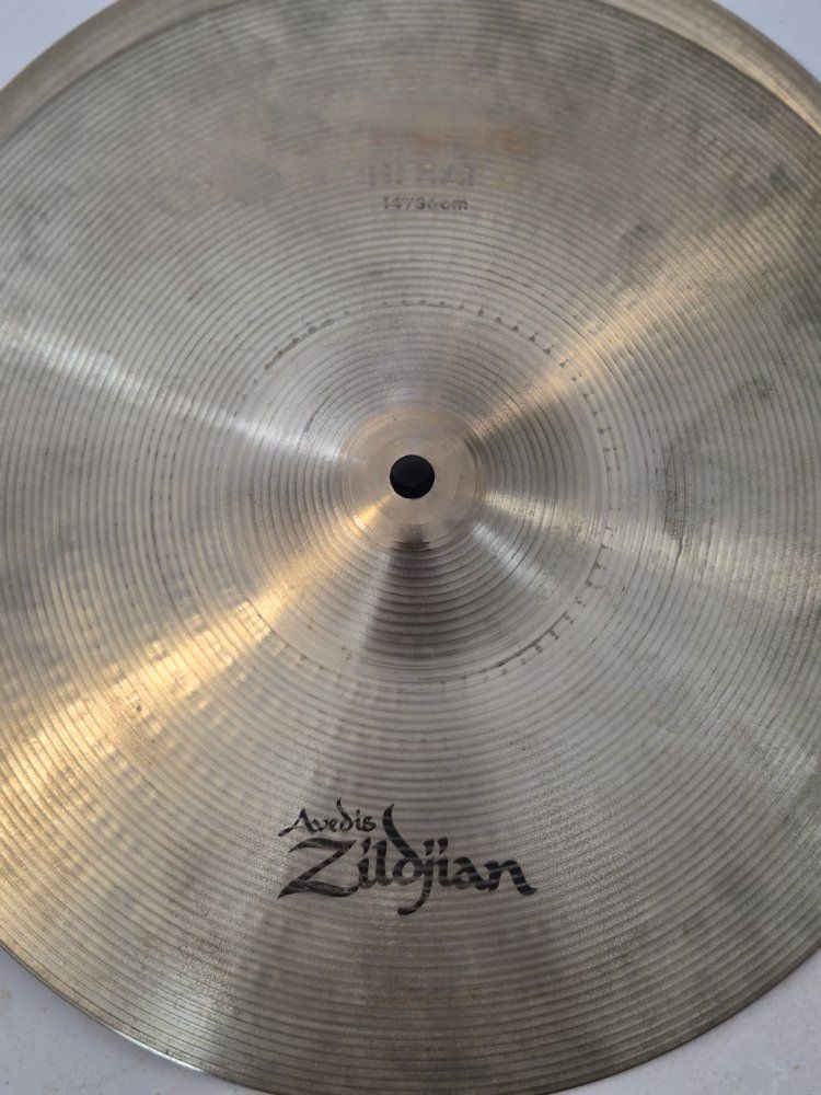 Main image 2