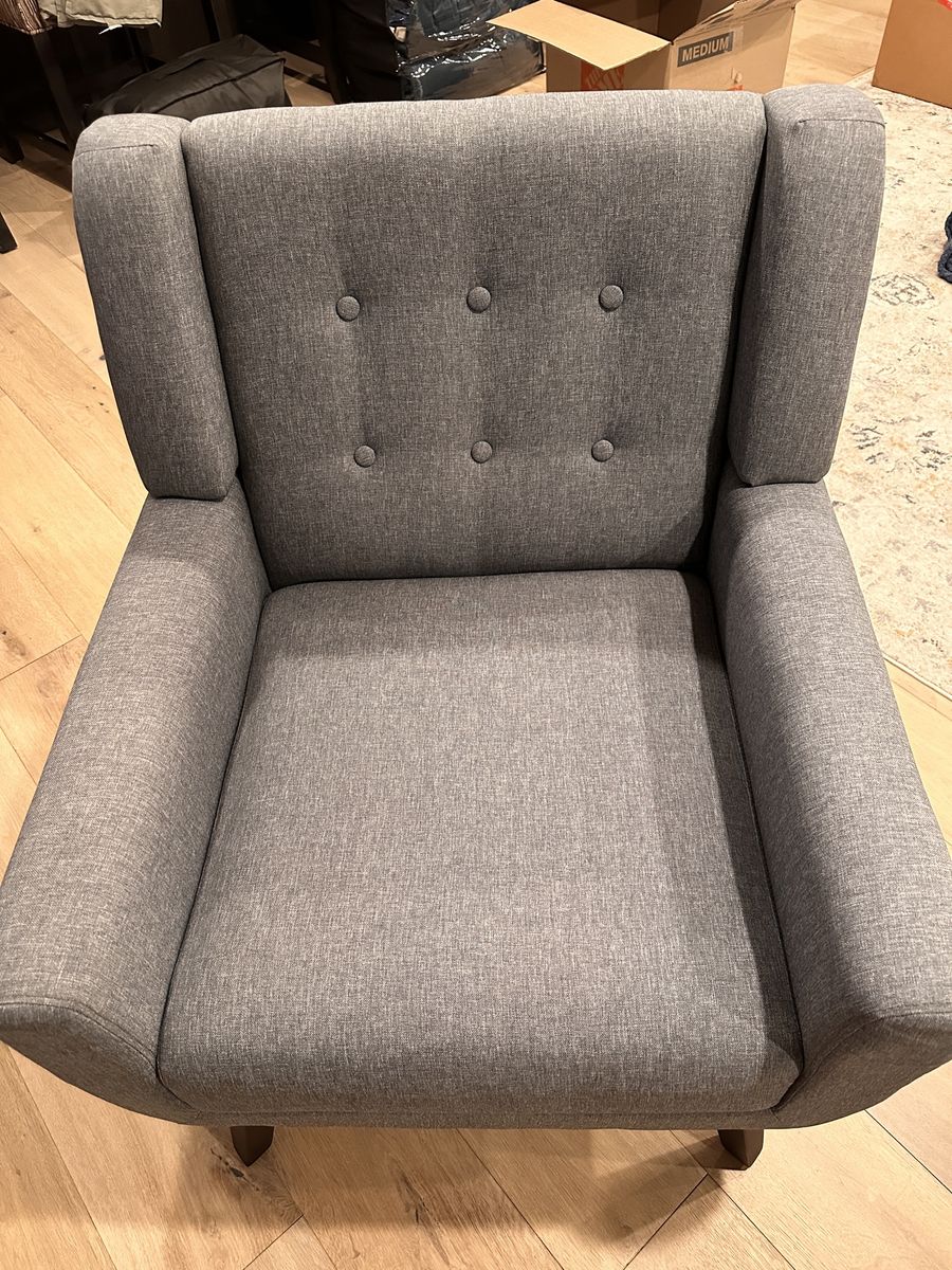2 Modern Gray Fabric Accent Chair Armchair with Tufted Back and Wood Legs - Excellent Condition