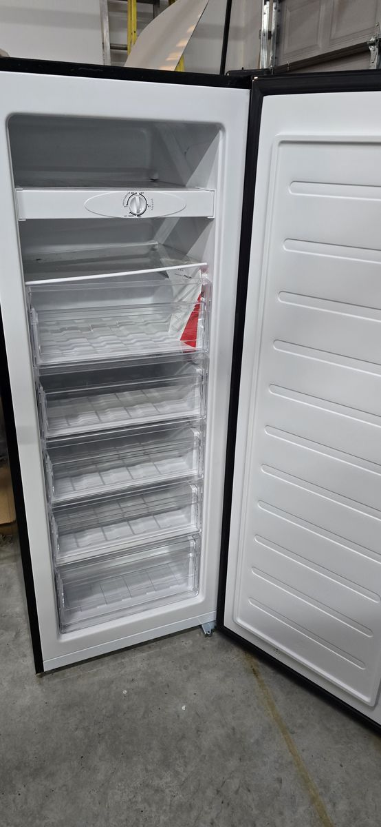 Refrigerator/freeze for sale